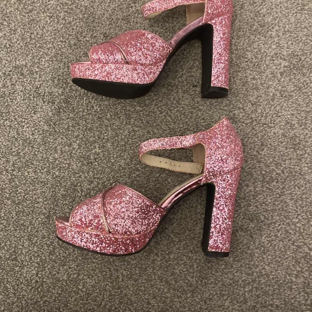 2 Lips Too Sparkling Pink Heels